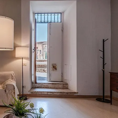 Lägenhet Nuovo Con Vista In Pieno Centro Storico