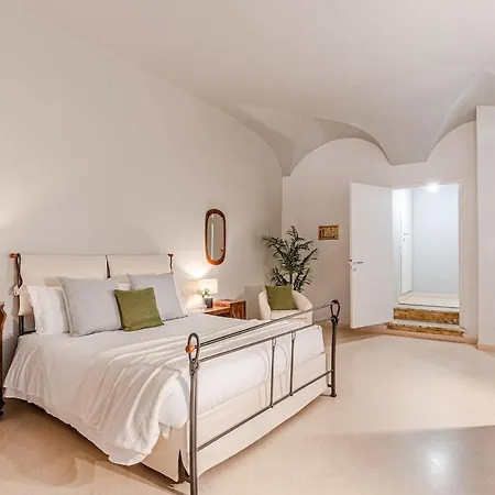 Nuovo Con Vista In Pieno Centro Storico