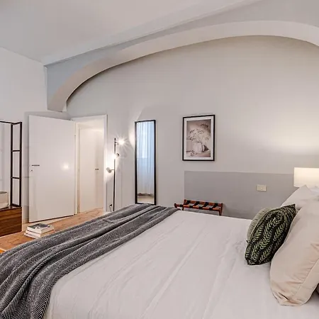 Lägenhet Nuovo Con Vista In Pieno Centro Storico *