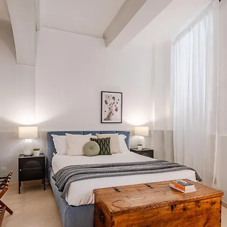 Nuovo Con Vista In Pieno Centro Storico