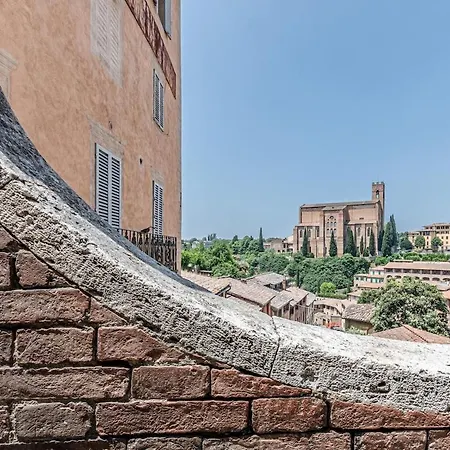 Lägenhet Nuovo Con Vista In Pieno Centro Storico