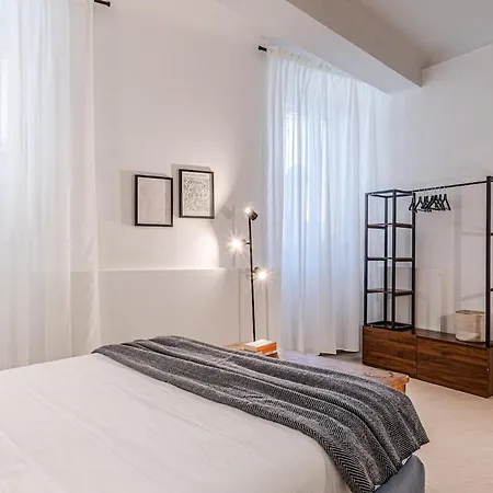 Nuovo Con Vista In Pieno Centro Storico *