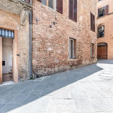 Lägenhet Nuovo Con Vista In Pieno Centro Storico