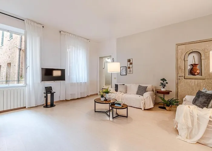 Nuovo Con Vista In Pieno Centro Storico *