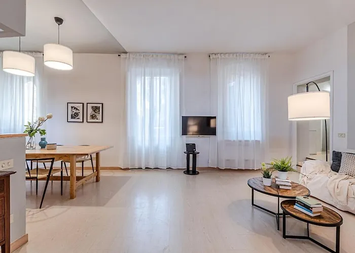 Nuovo Con Vista In Pieno Centro Storico Сиена