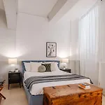 Nuovo Con Vista In Pieno Centro Storico